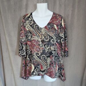 Elegant Size Large Paisley V-Neck Top